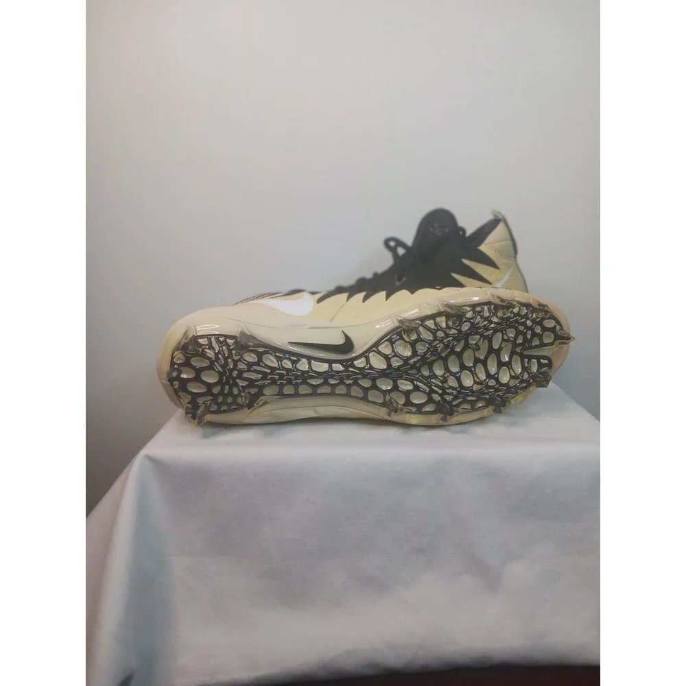 Nike product pair